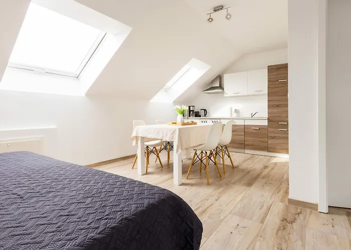 Gruener Weg Mit Chill- Und Grillplatz